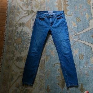 Everlane 28R mid rise medium wash skinny ankle euc